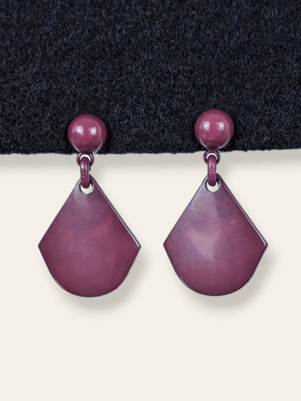 Vintage 80s Hypoallergenic Plum Tone Molded Plastic Earrings